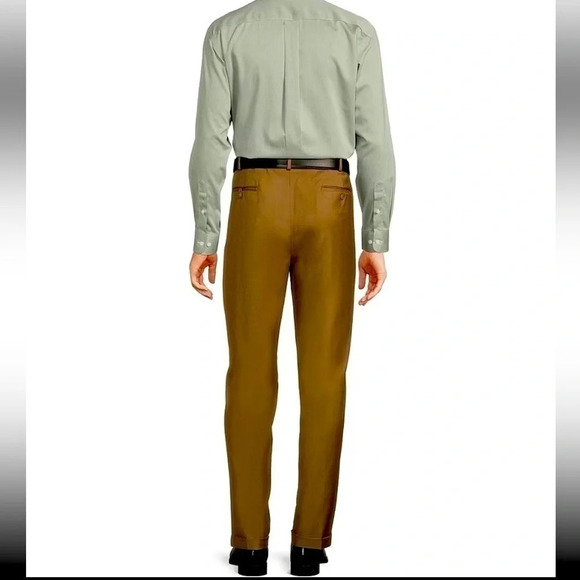 NWT Roundtree & Yorke Sz 48 Ultimate Comfort Classic Fit Non-iron Pleated Pant - Picture 2 of 10